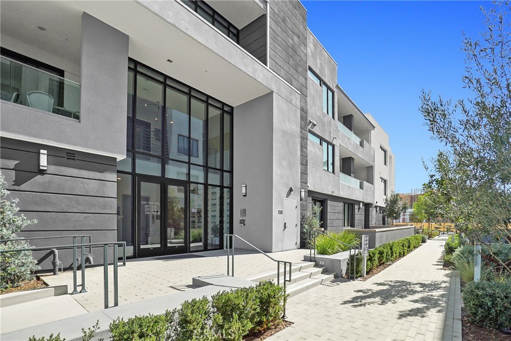 16321 Dawn Way 308, Tustin CA 92782 - photo 44
