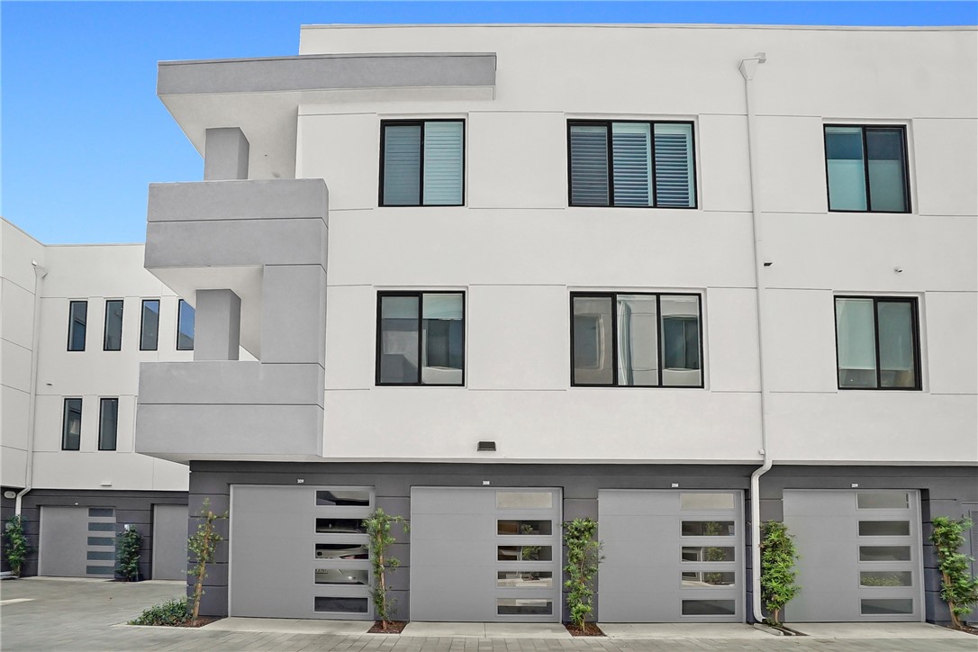 16321 Dawn Way 308, Tustin CA 92782 - photo 45