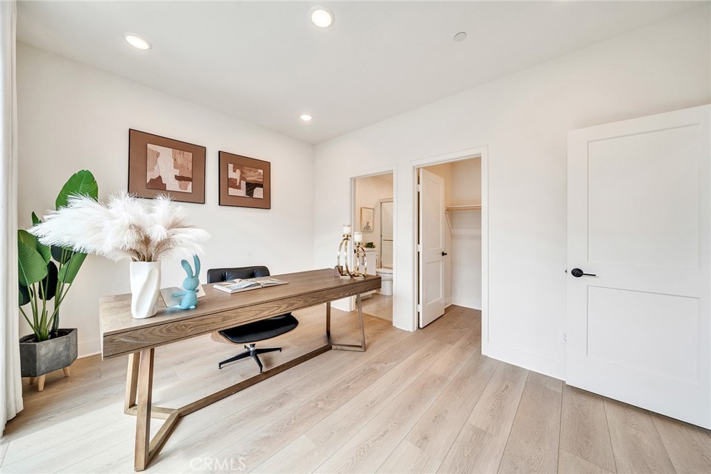 16345 Veterans, Tustin CA 92782 - photo 7