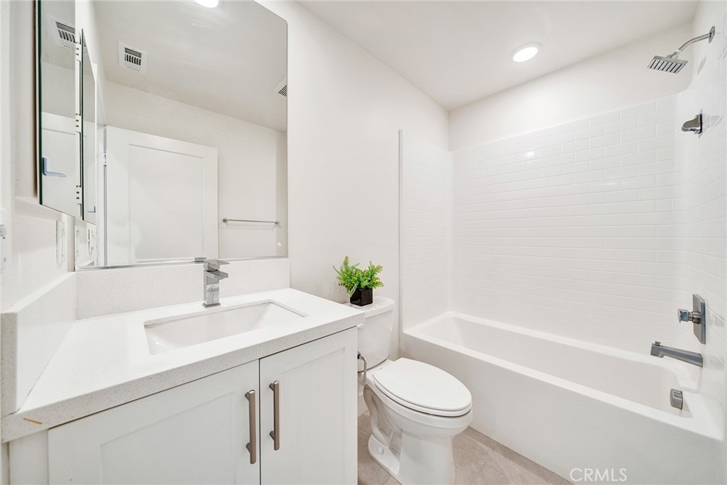 16345 Veterans, Tustin CA 92782 - photo 18