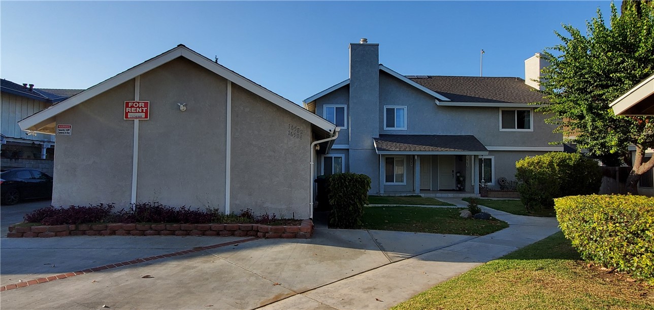 Front Bldg. - 16584 Lorelei Lane B, Tustin CA 92780 - photo 1