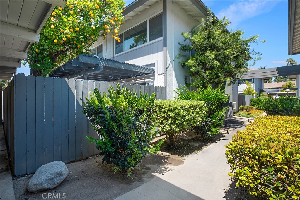 16605 Townhouse, Tustin CA 92780 - photo 1