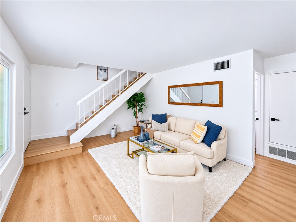 16907 Donwest 60, Tustin CA 92780 - photo 8