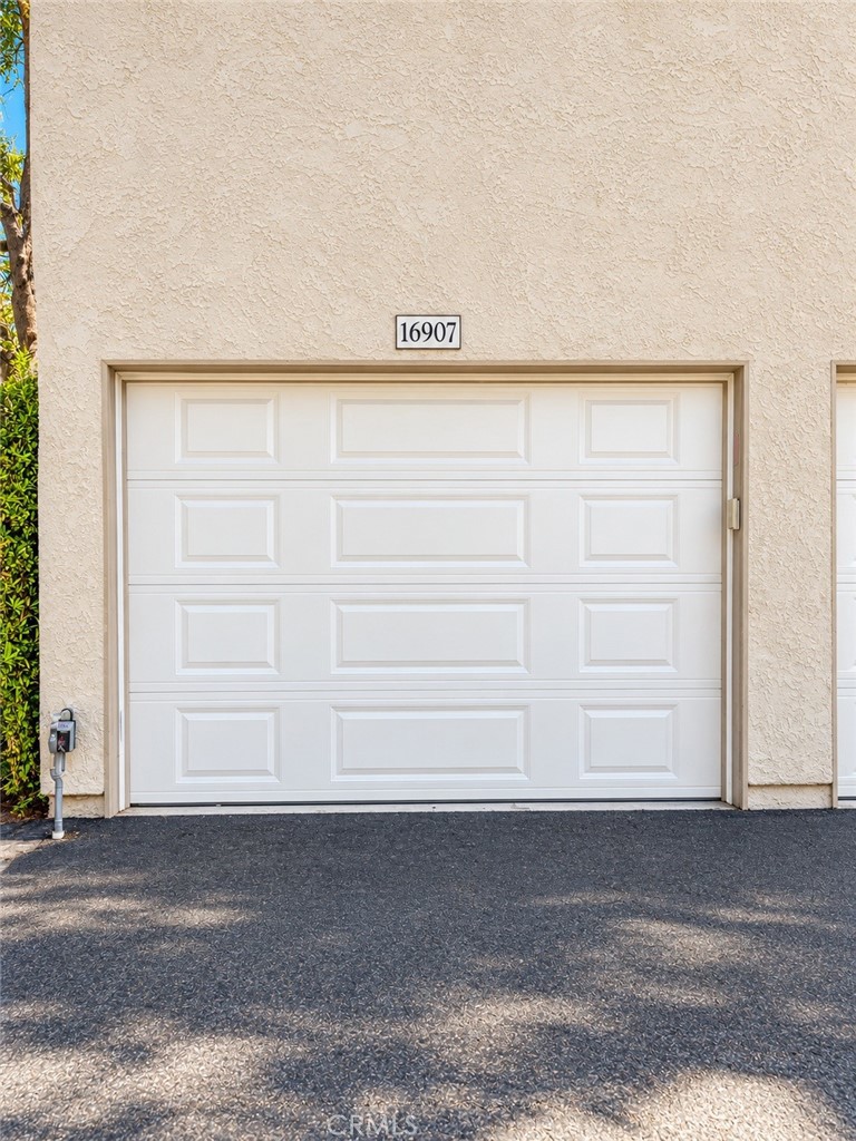 16907 Donwest 60, Tustin CA 92780 - photo 18