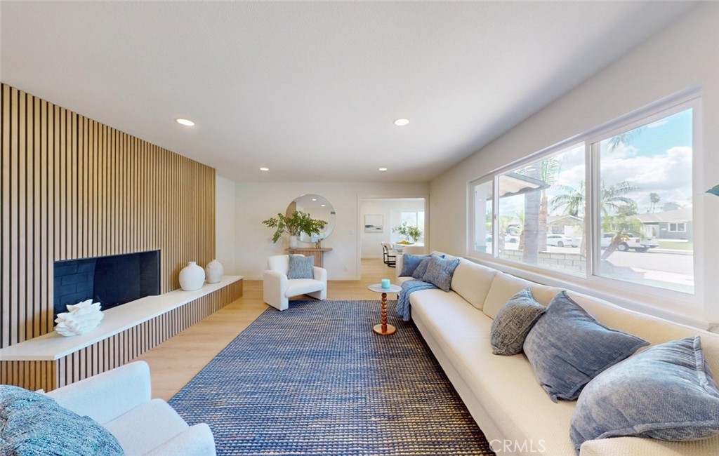 Living room - 17341 Roseleaf, Tustin CA 92780 - photo 5