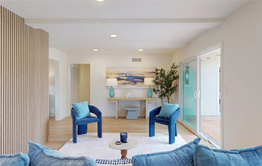 Family room - 17341 Roseleaf, Tustin CA 92780 - photo 19