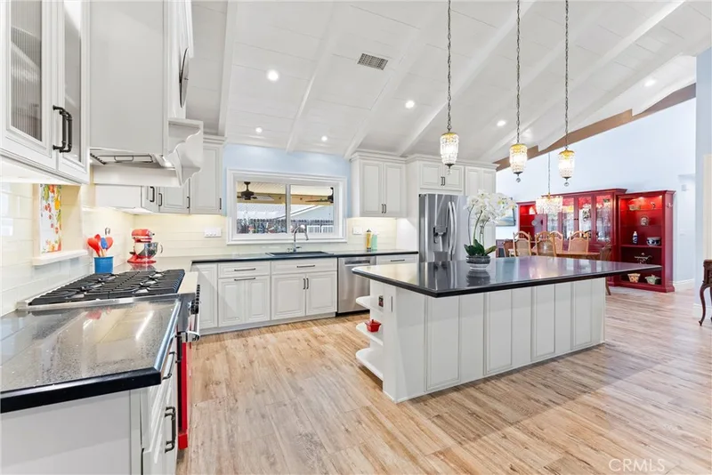 1742 Brookshire Avenue, Tustin, CA 92780