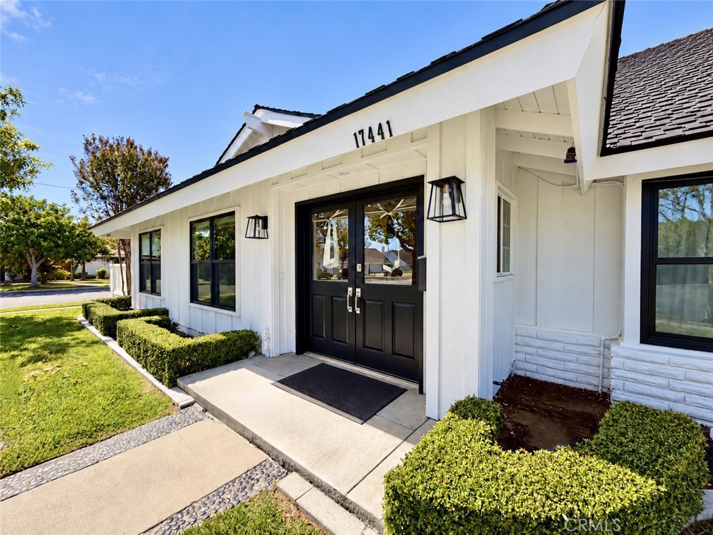 17441 Village Drive, Tustin CA 92780 - photo 6