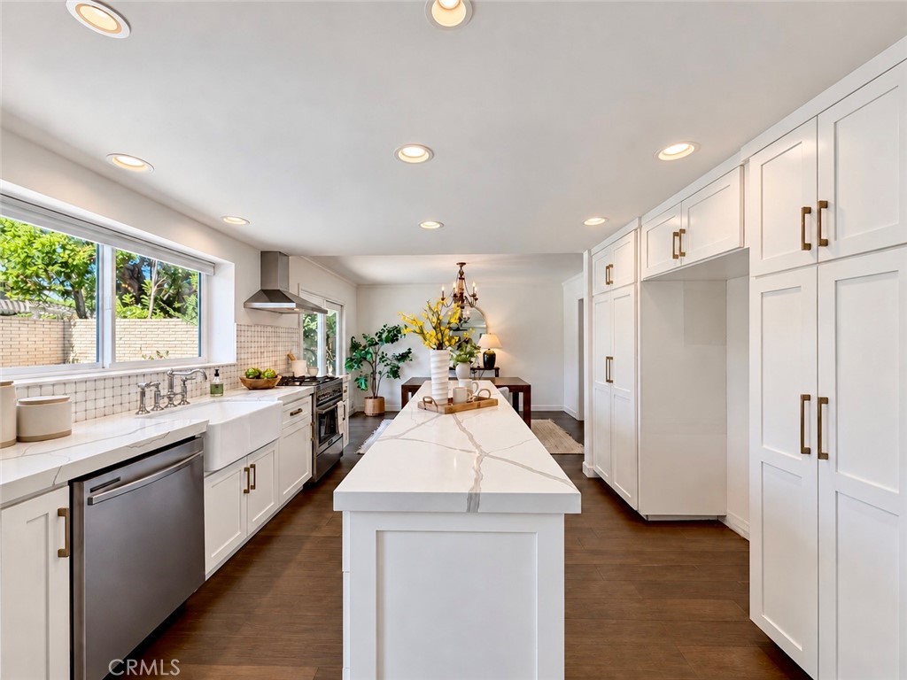 17441 Village Drive, Tustin CA 92780 - photo 20