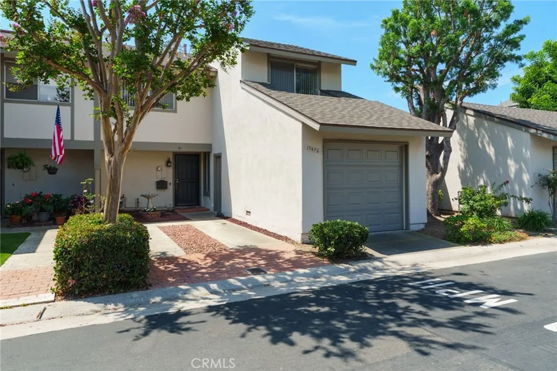 17472 Via Lindo, Tustin, CA 92780