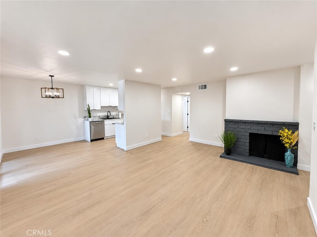 17574 Vandenberg 11, Tustin CA 92780 - photo 6