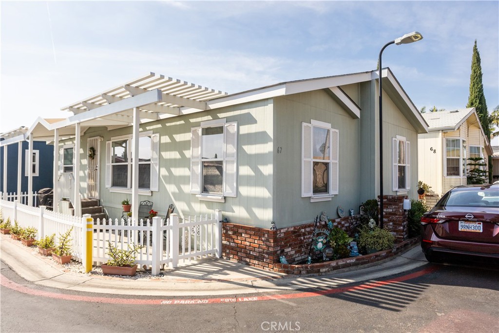 1782 Nisson 67, Tustin CA 92780 - photo 1