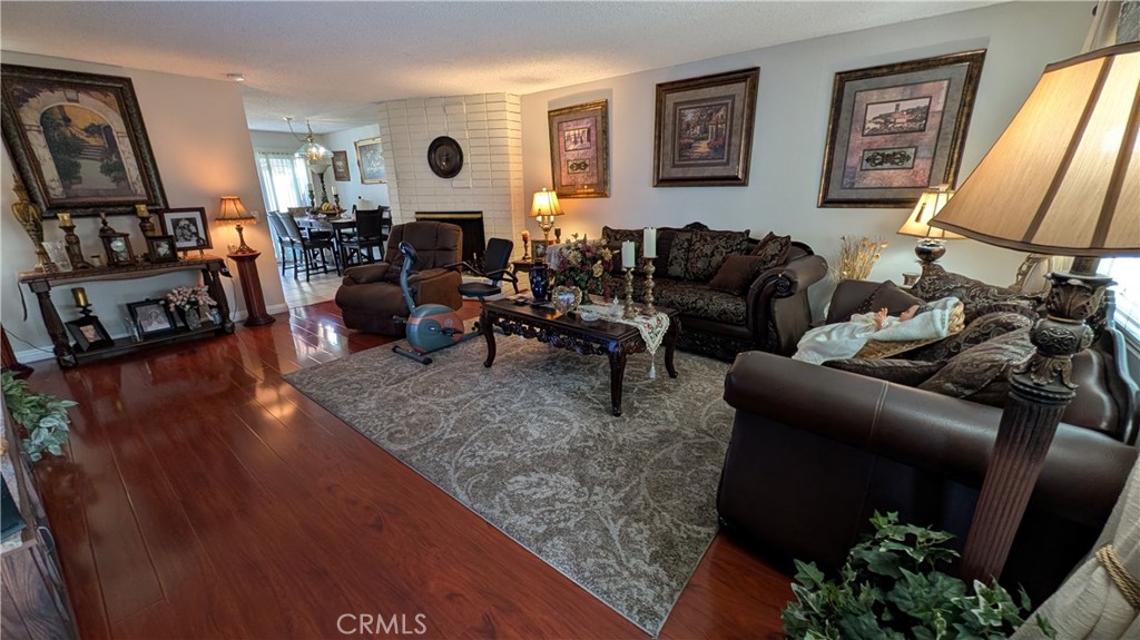 Living room - 17956 Irvine Boulevard, Tustin CA 92780 - photo 2