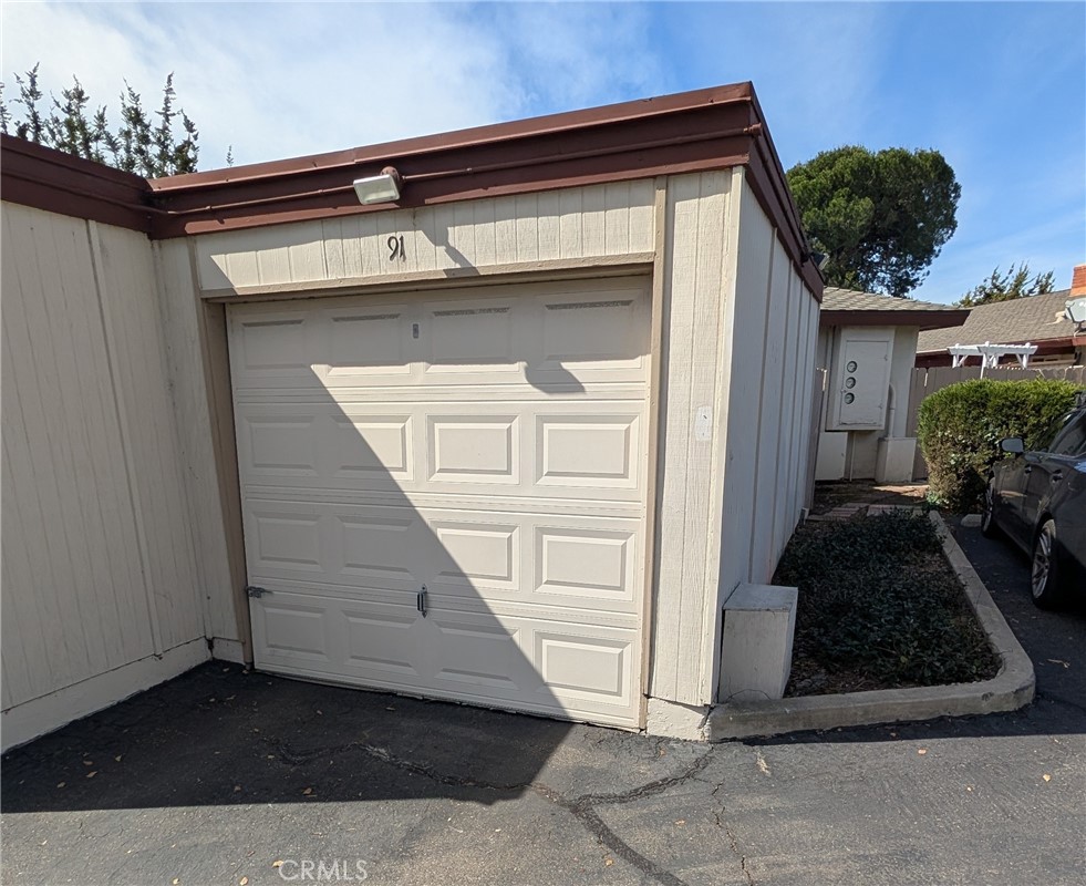 Private Garage - 17956 Irvine Boulevard, Tustin CA 92780 - photo 11
