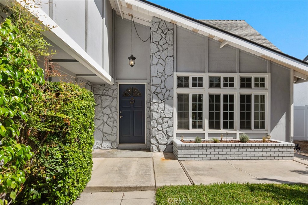 1851 Roanoke, Tustin CA 92780 - photo 3