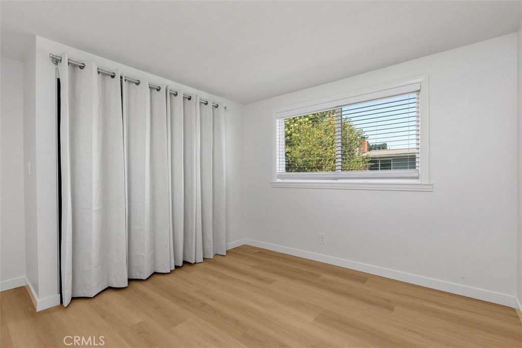 1851 Roanoke, Tustin CA 92780 - photo 32