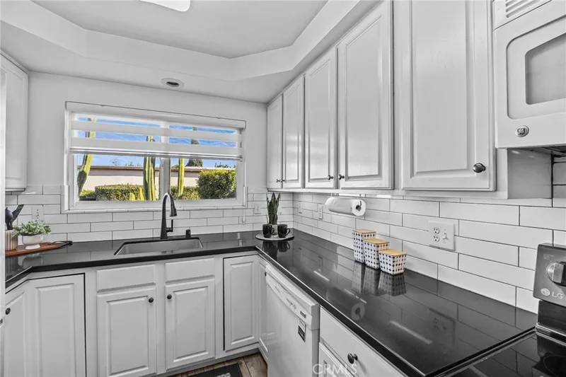 1881 Mitchell 18, Tustin, CA 92780