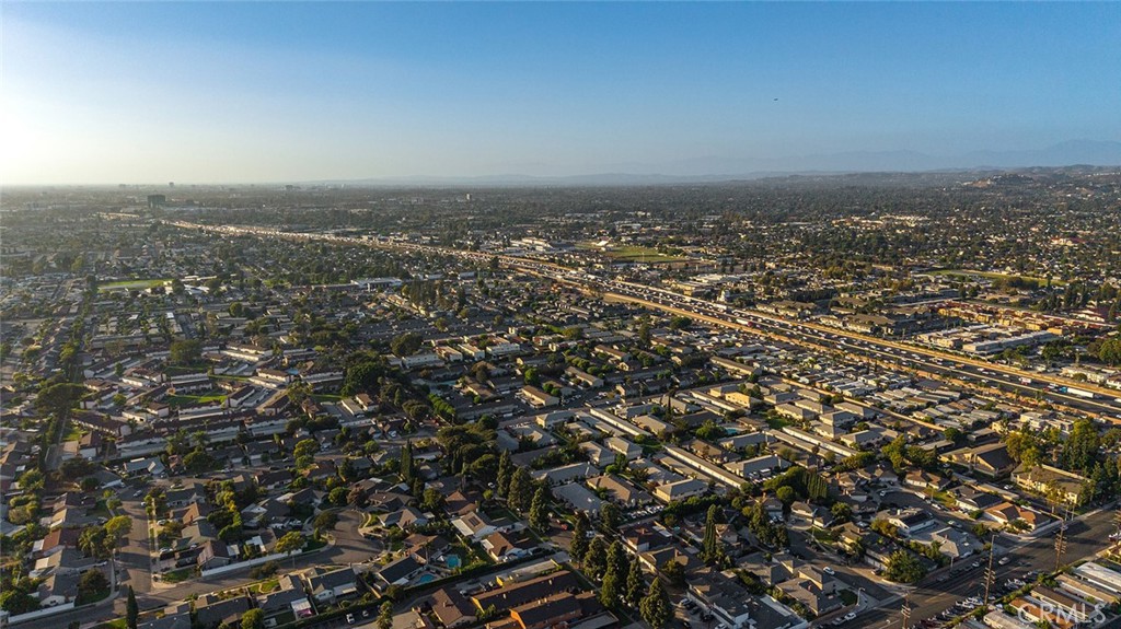 Aerial view showing easy access to both the 5 and 55 freeways, making it convenient to get around Orange County - 1881 Mitchell Avenue 135, Tustin CA 92780 - photo 43