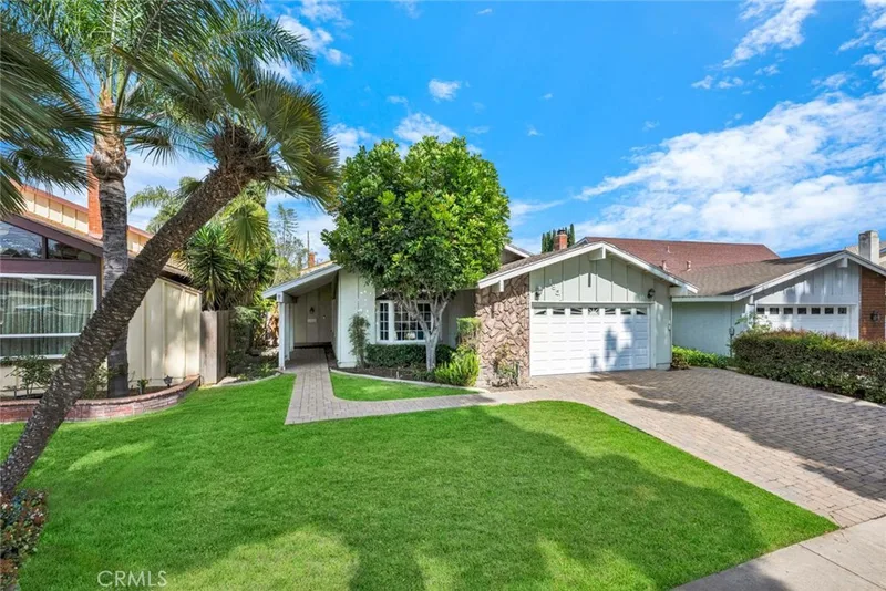 1951 Roanoke Avenue, Tustin, CA 92780