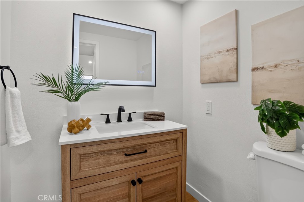 1972 Royal Oak Road, Tustin CA 92780 - photo 22