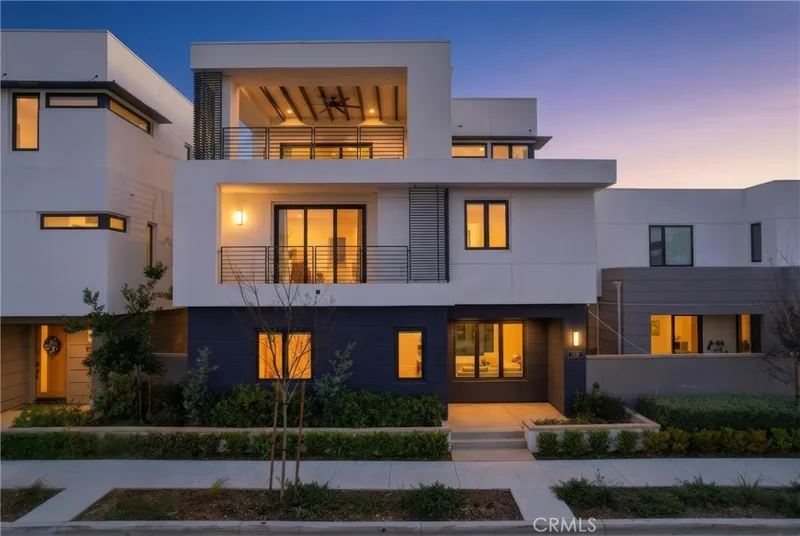 2122 Swaim Way, Tustin, CA 92782