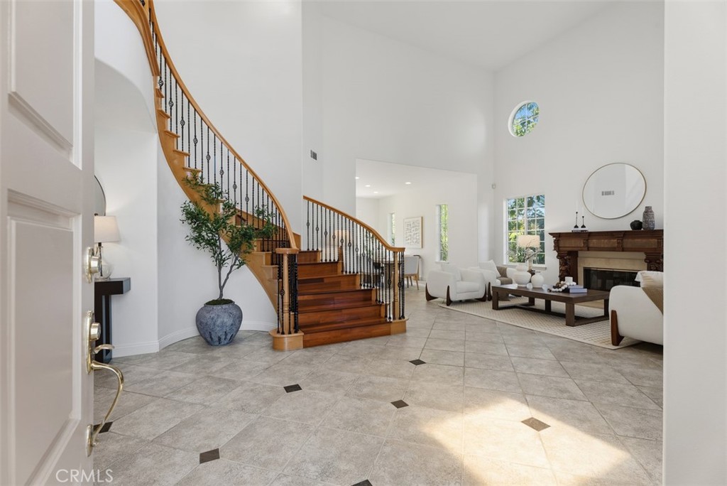 Foyer - 2150 Chandler Drive, Tustin CA 92782 - photo 6