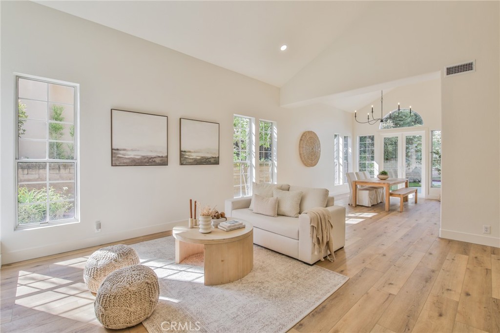 2162 Sonbria, Tustin CA 92782 - photo 10
