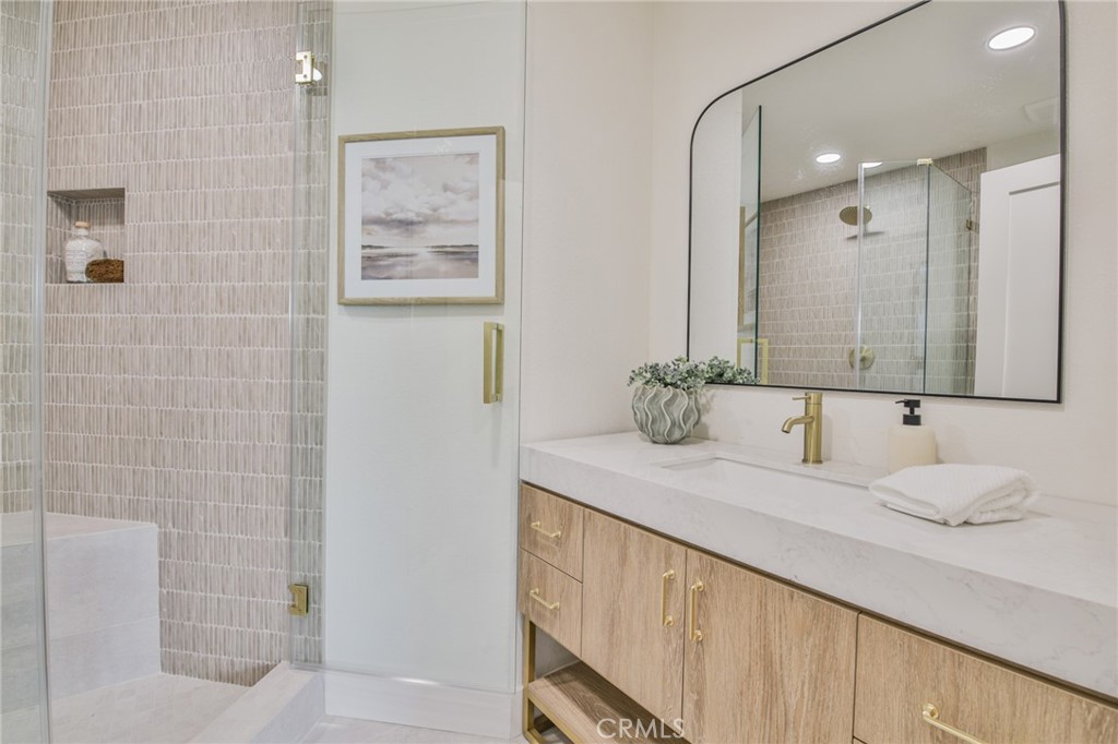 2162 Sonbria, Tustin CA 92782 - photo 25