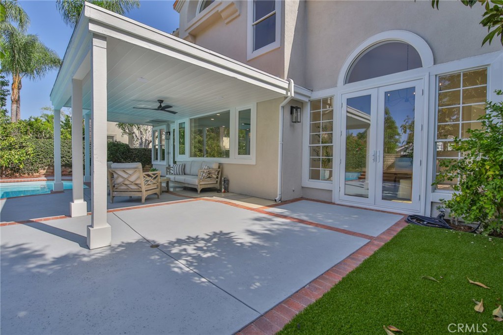 2162 Sonbria, Tustin CA 92782 - photo 31