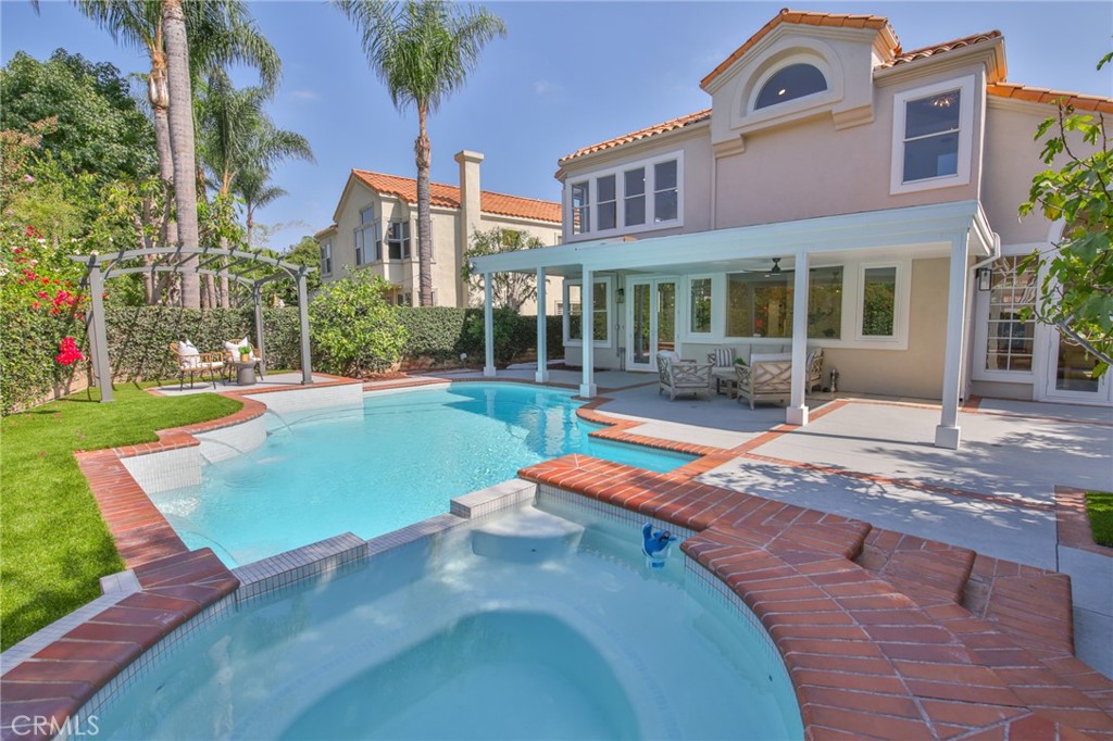 2162 Sonbria, Tustin CA 92782 - photo 32