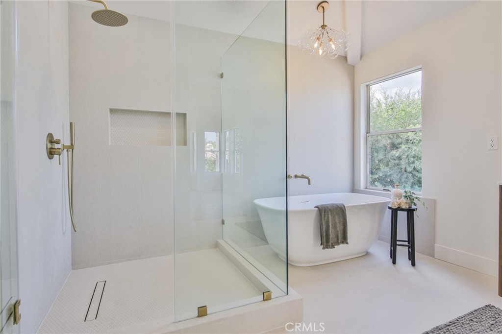 2162 Sonbria, Tustin CA 92782 - photo 41
