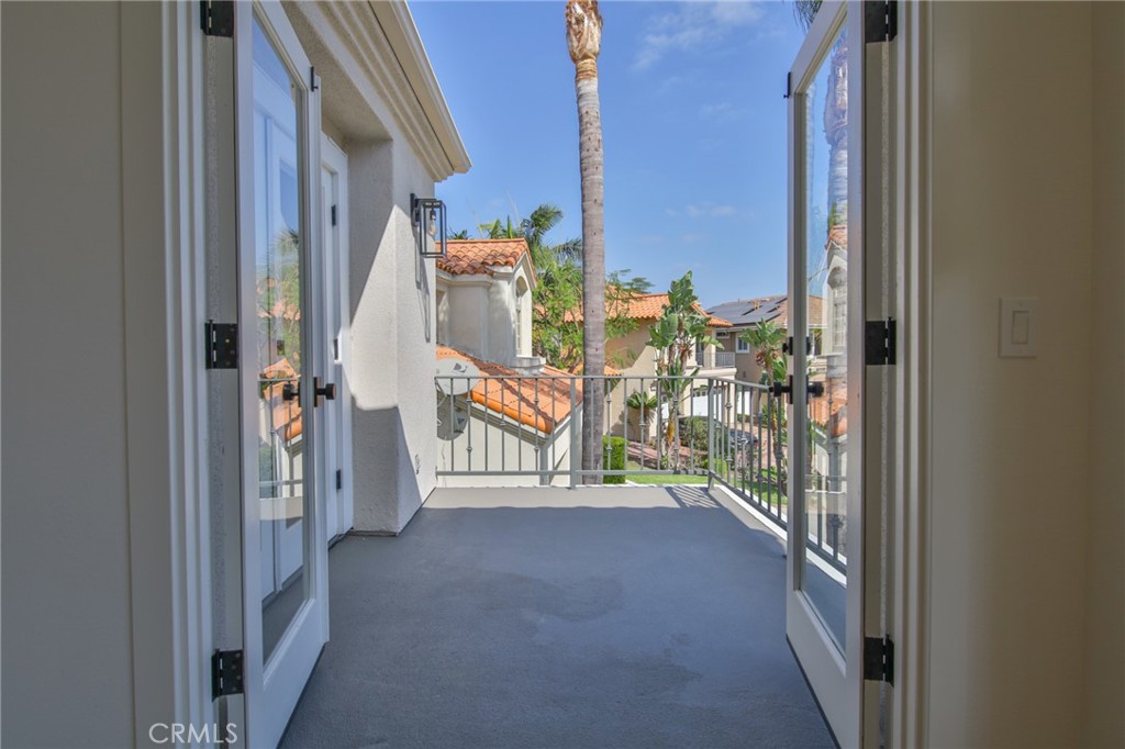 2162 Sonbria, Tustin CA 92782 - photo 50
