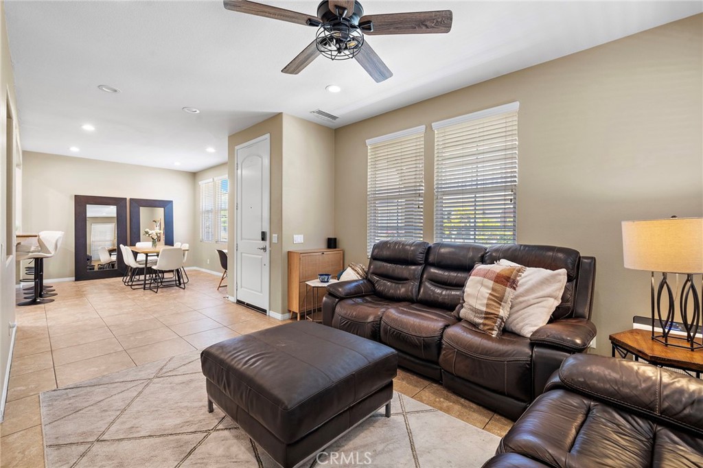 221 Landmark, Tustin CA 92782 - photo 8