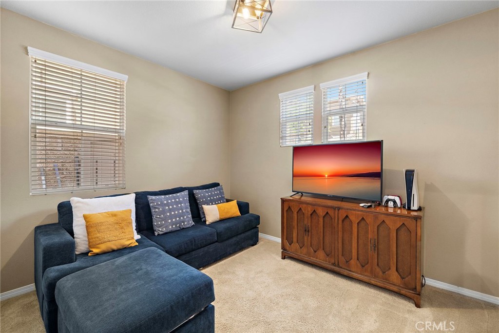 221 Landmark, Tustin CA 92782 - photo 19