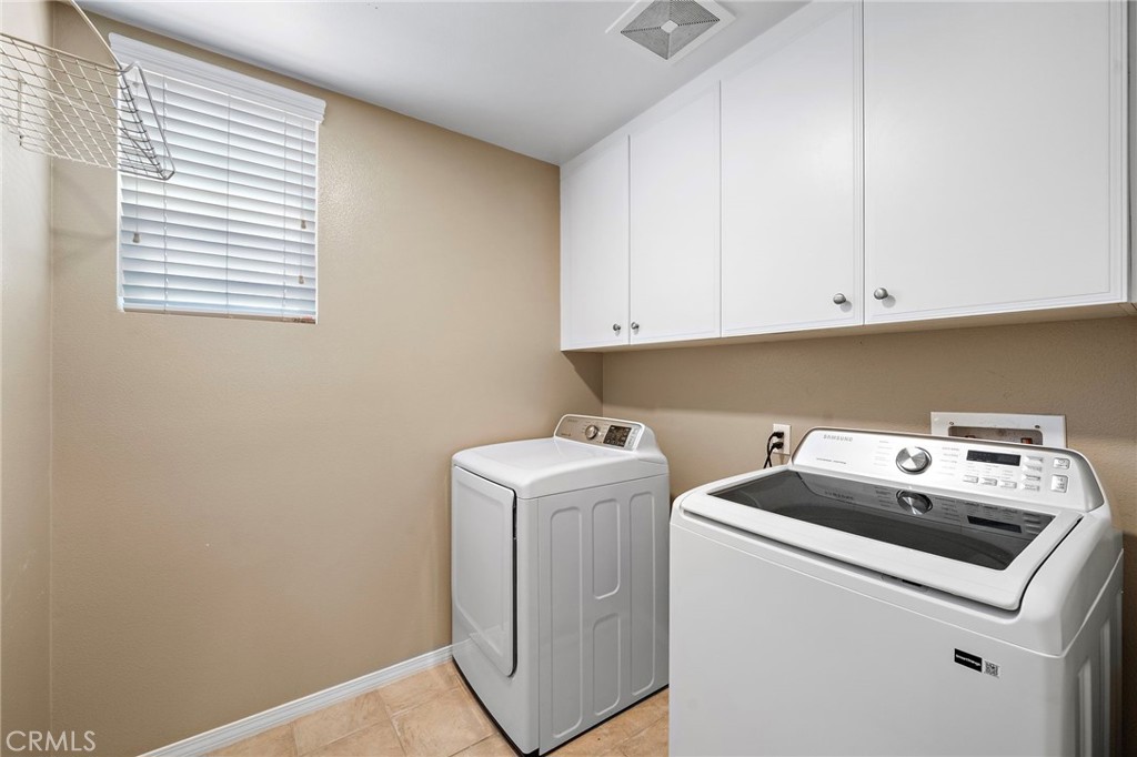 221 Landmark, Tustin CA 92782 - photo 21