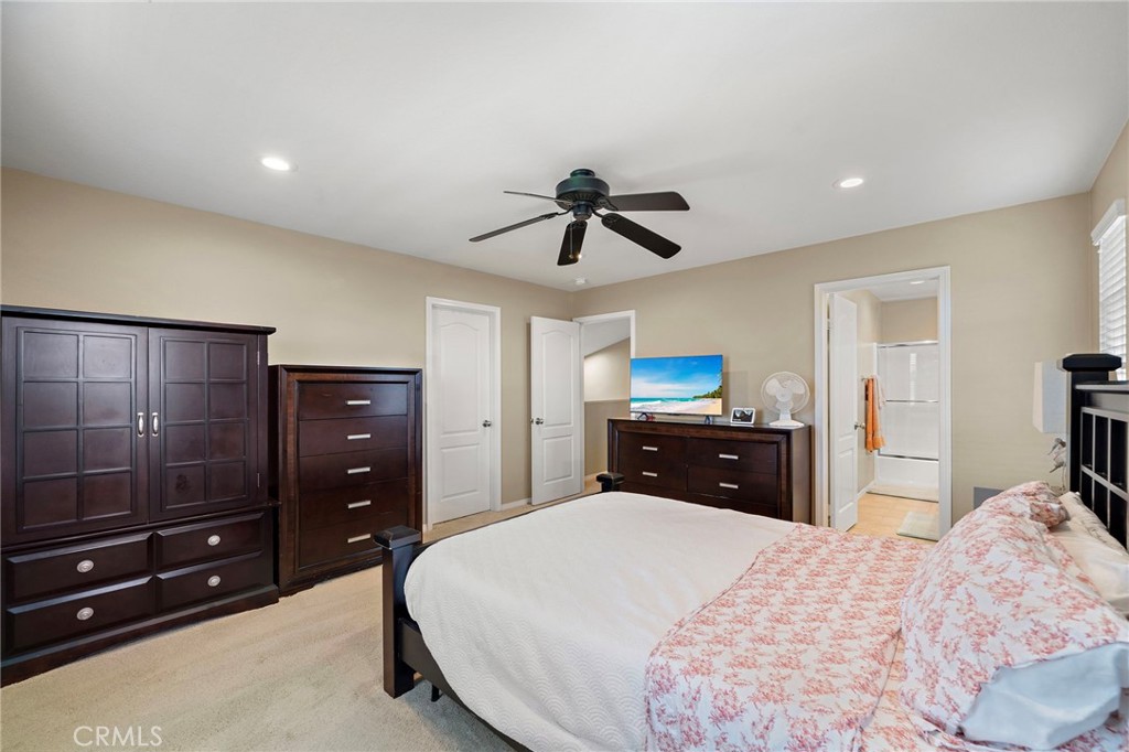 221 Landmark, Tustin CA 92782 - photo 33