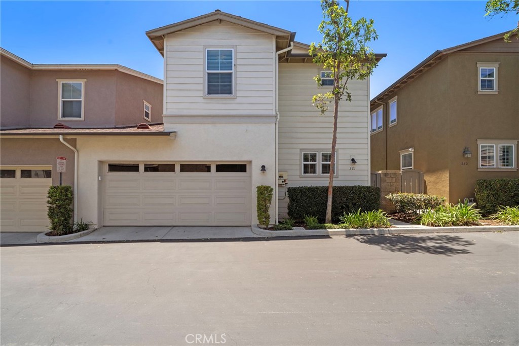 221 Landmark, Tustin CA 92782 - photo 36
