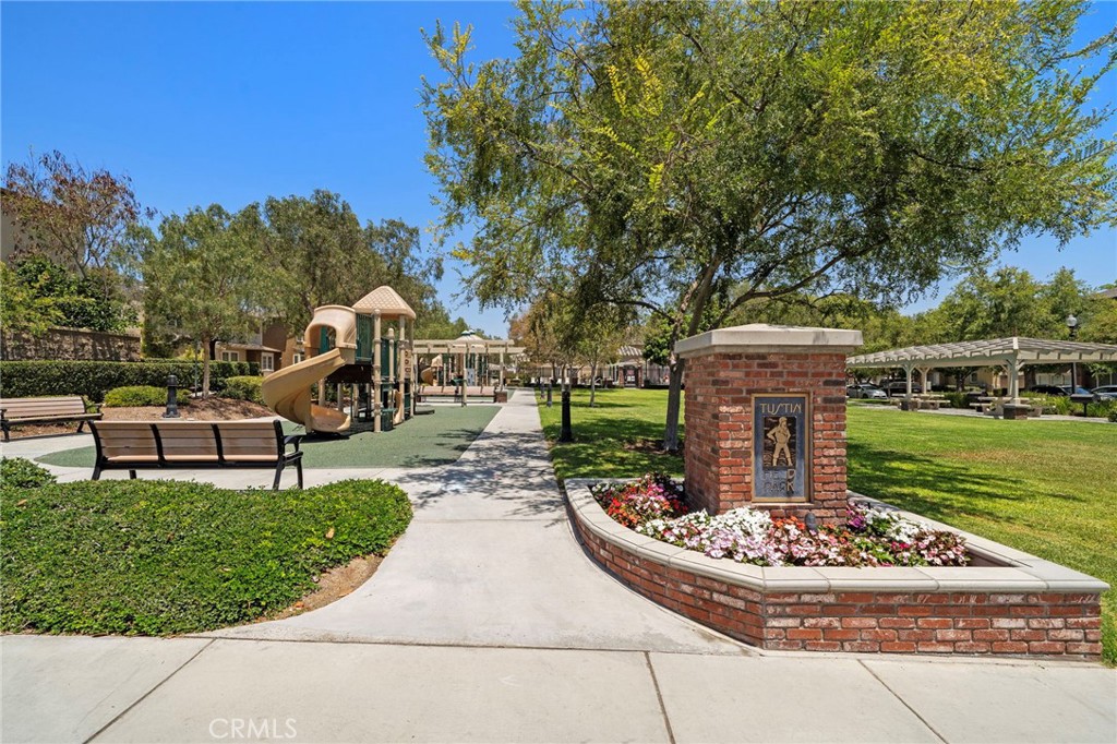 221 Landmark, Tustin CA 92782 - photo 39