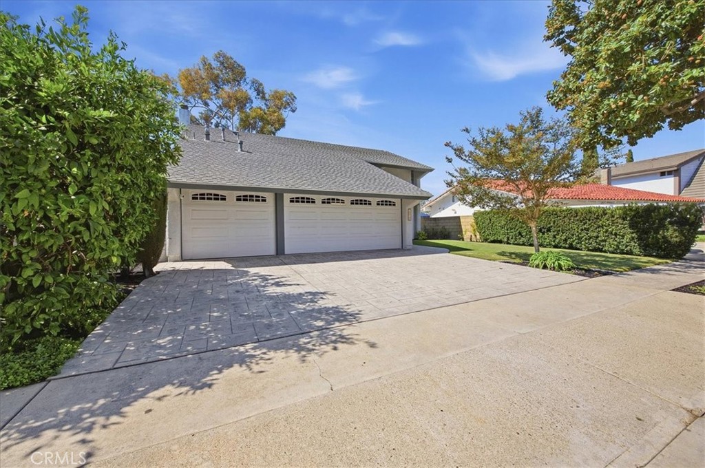 2232 Apple Tree, Tustin CA 92780 - photo 4