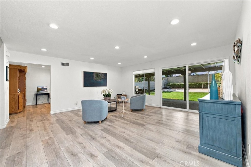 2232 Apple Tree, Tustin CA 92780 - photo 19