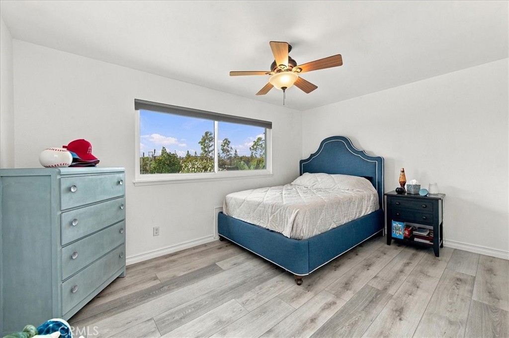 2232 Apple Tree, Tustin CA 92780 - photo 31