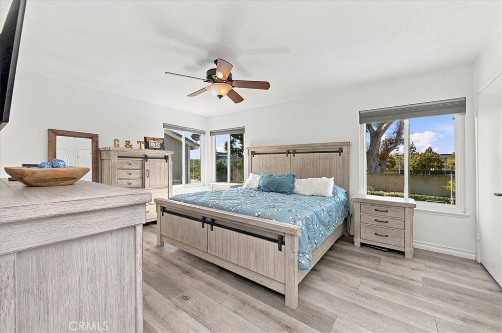 2232 Apple Tree, Tustin CA 92780 - photo 33