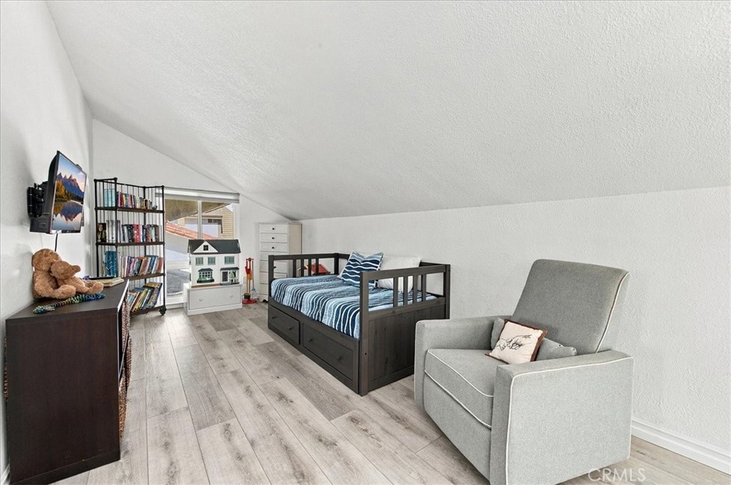 2232 Apple Tree, Tustin CA 92780 - photo 37