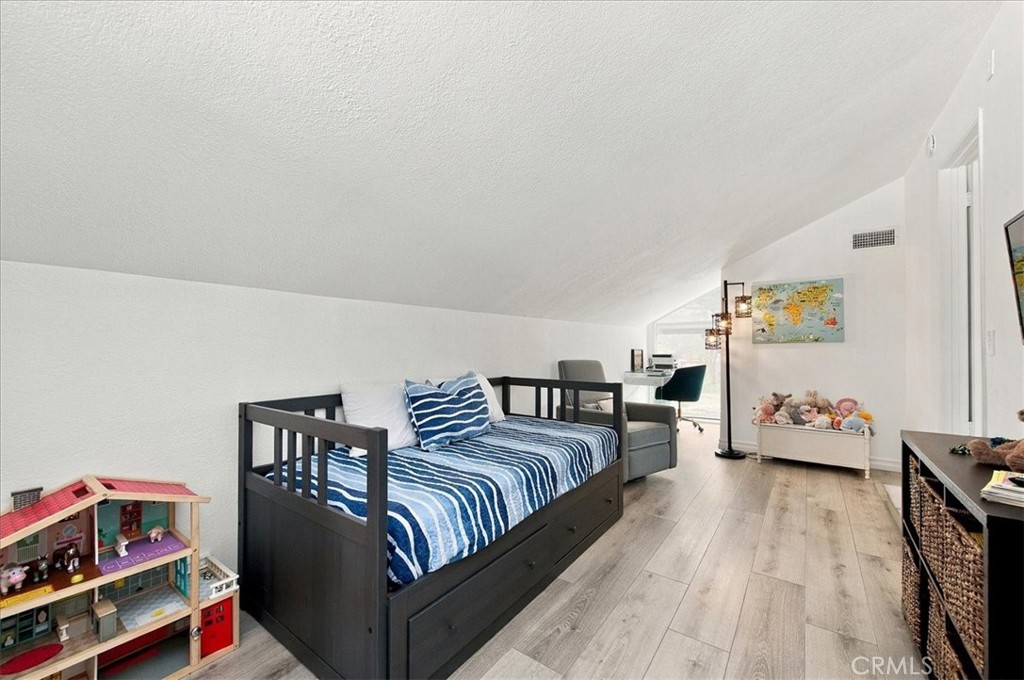2232 Apple Tree, Tustin CA 92780 - photo 39