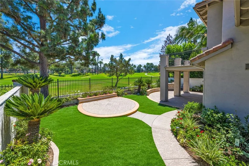 2301 Moortown Drive, Tustin