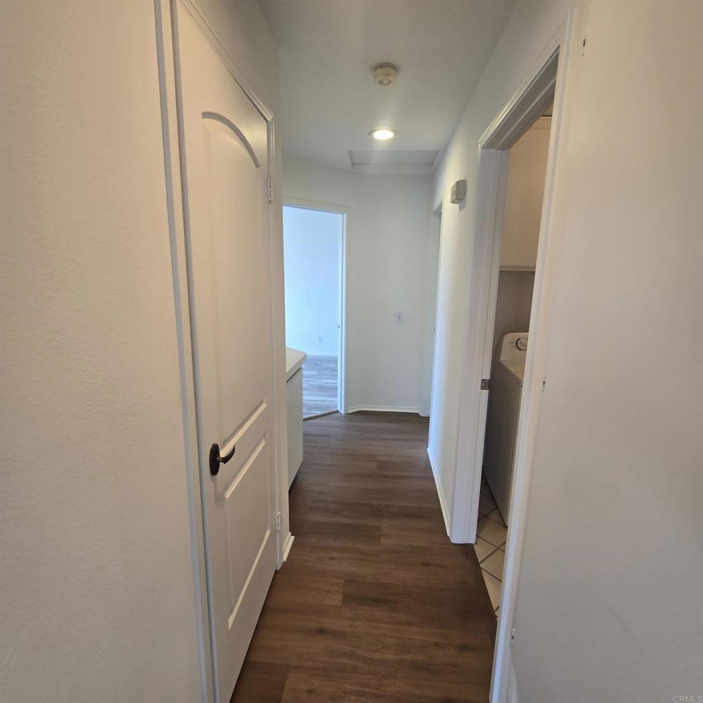 Hall - 2313 Paseo Circulo, Tustin CA 92782 - photo 15