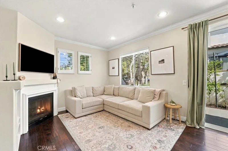 2322 Ternberry Court, Tustin