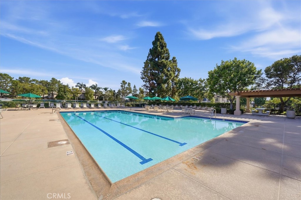 Community Pool - 2322 Ternberry Court, Tustin CA 92782 - photo 29