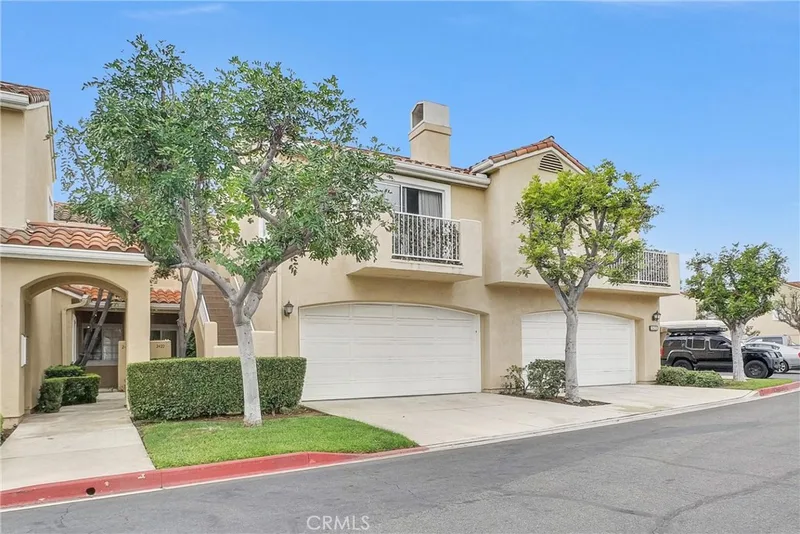 2422 Paseo Circulo, Tustin, CA 92782