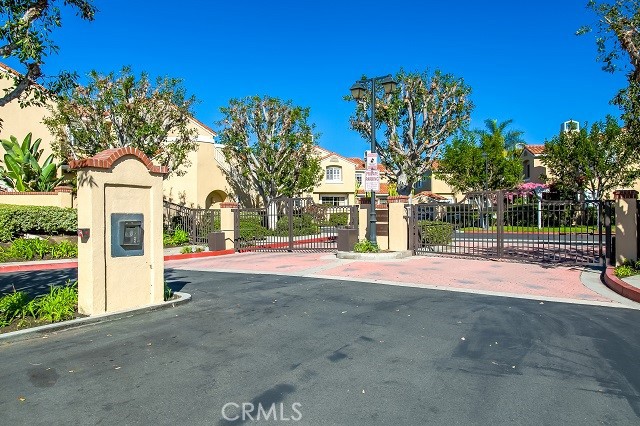 2439 Paseo Circulo, Tustin CA 92782 - photo 31